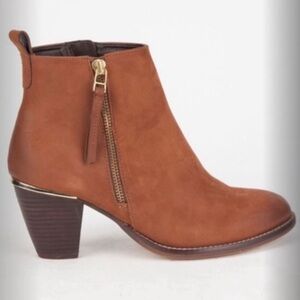 NEVER WORN Steve Madden- Wantagh Cognac Lea Boot